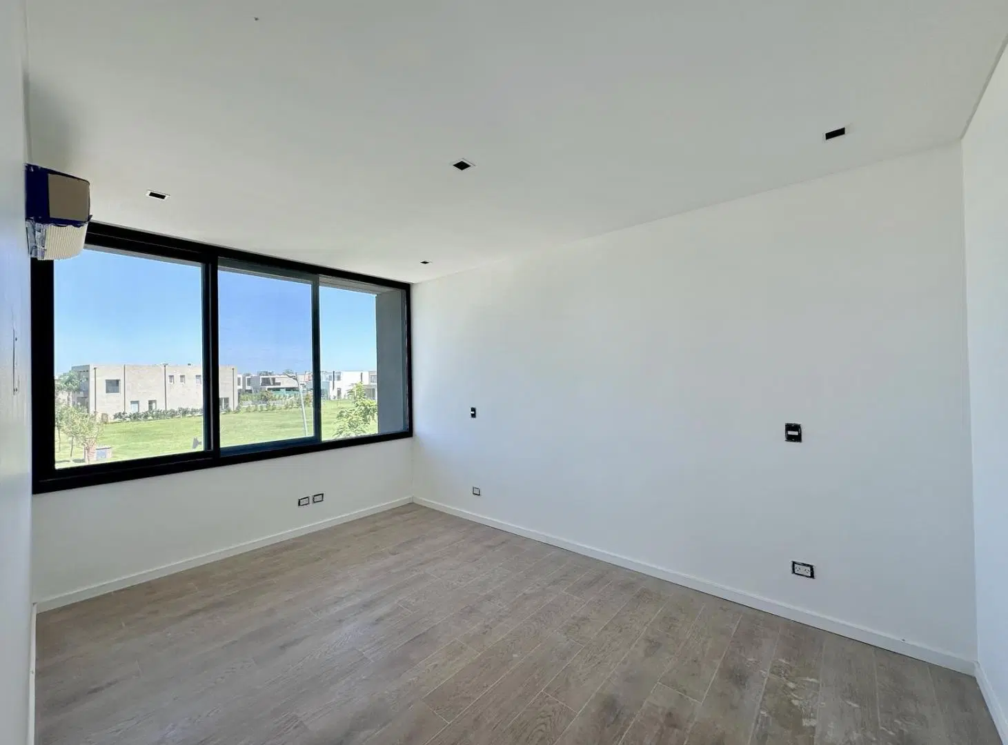 Alquiler  Casa 4 Dormitorios con Piscina, Galería y Parrilla en Carpinchos, Nordelta 4