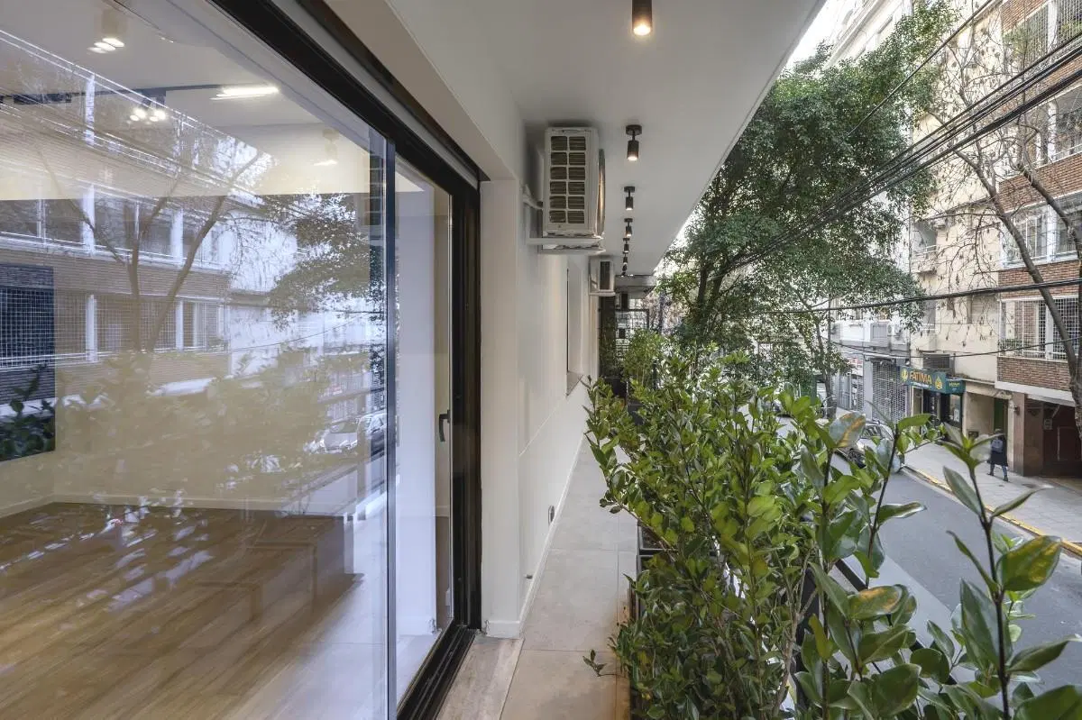 Venta Departamento reciclado a nuevo, 3 dormitorios, dependencia, cochera - Recoleta 8