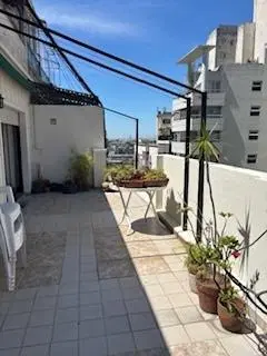 Departamento 3 ambientes con balcón terraza 1