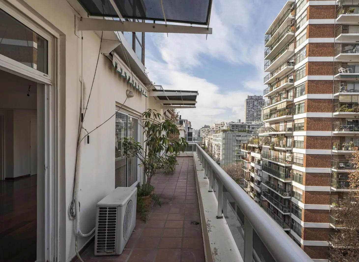 Venta Departamento 4 ambientes con balcón terraza y cochera en Palermo 3