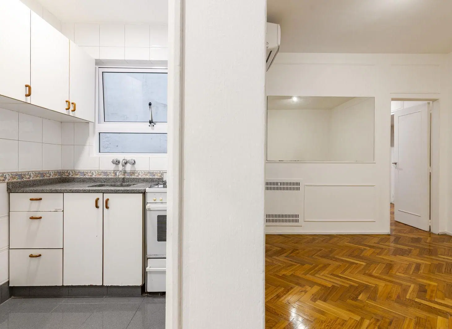 Alquiler - Departamento en Recoleta de 2 Ambientes a metros de Av. Las Heras y Callao 3