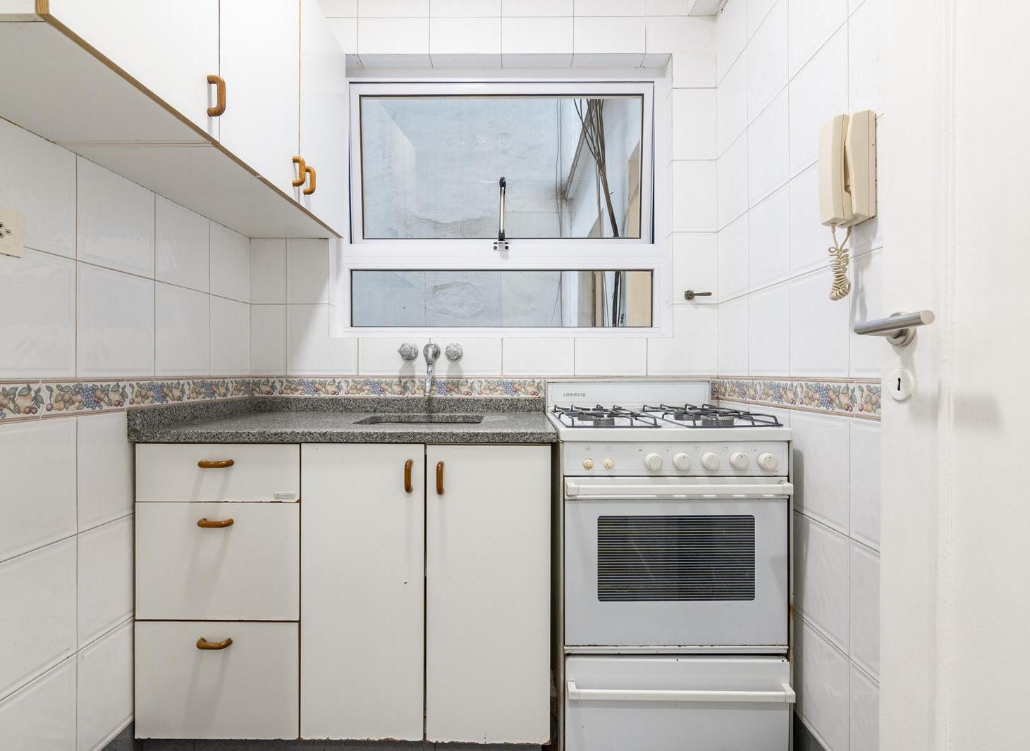 Foto de Alquiler - Departamento en Recoleta de 2 Ambientes a metros de Av. Las, imagen 2