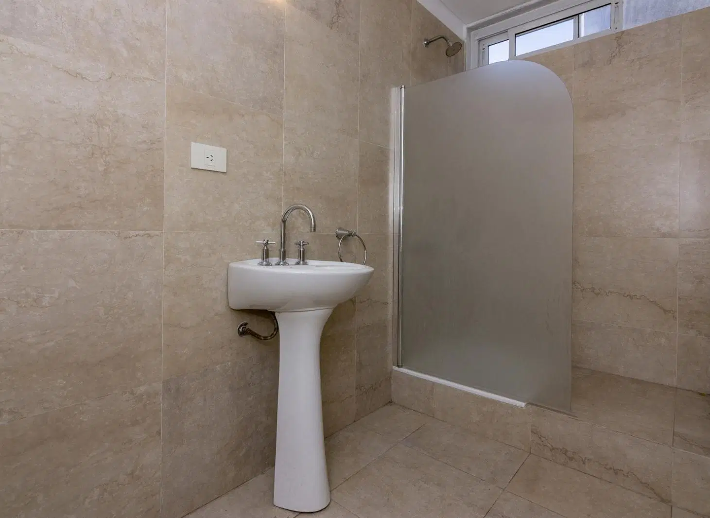 Amplio Tríplex tipo casa en alquiler, 3 dormitorios, terraza y cochera, Palermo Soho-Incluye Gastos 4