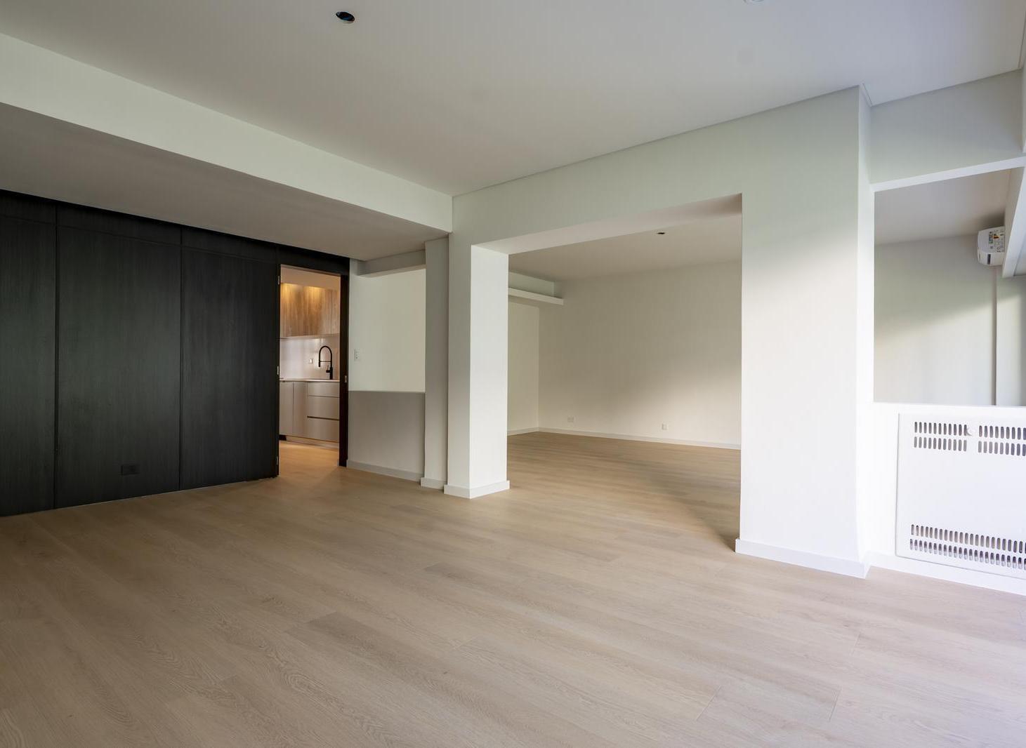 Foto de Alquiler Piso reciclado en Recoleta | 3 dormitorios | Palier privado | Balcón corrido | Dependencia, imagen 5