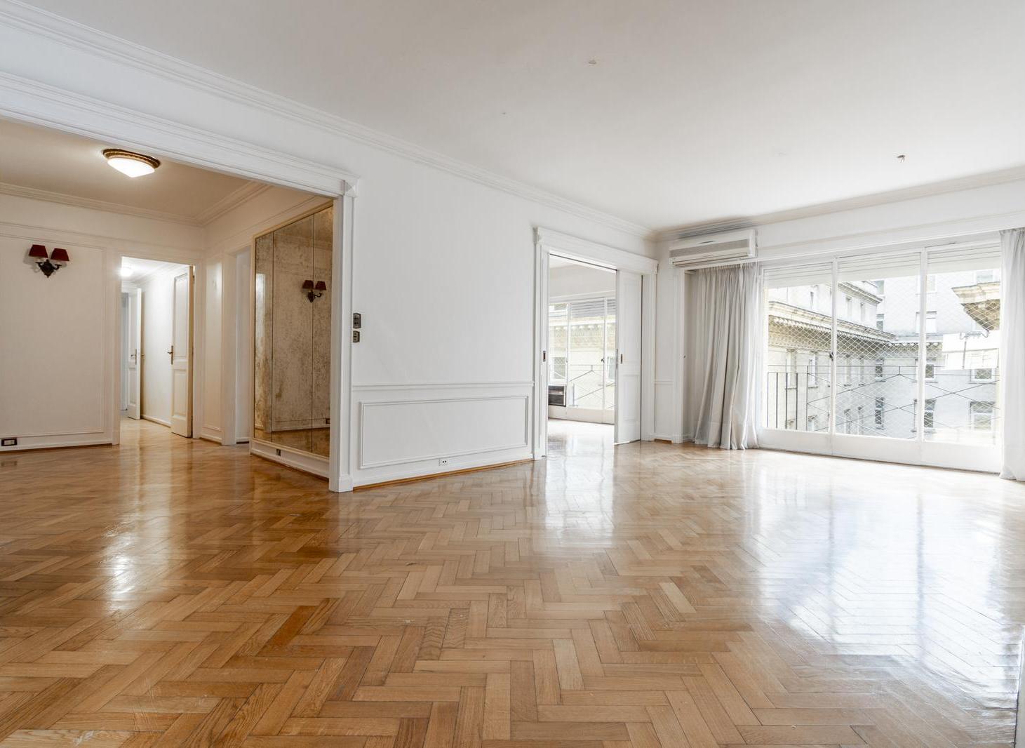 Foto de Alquiler Piso sobre calle Arroyo, 4 dormitorios y cochera - Retiro, imagen 2