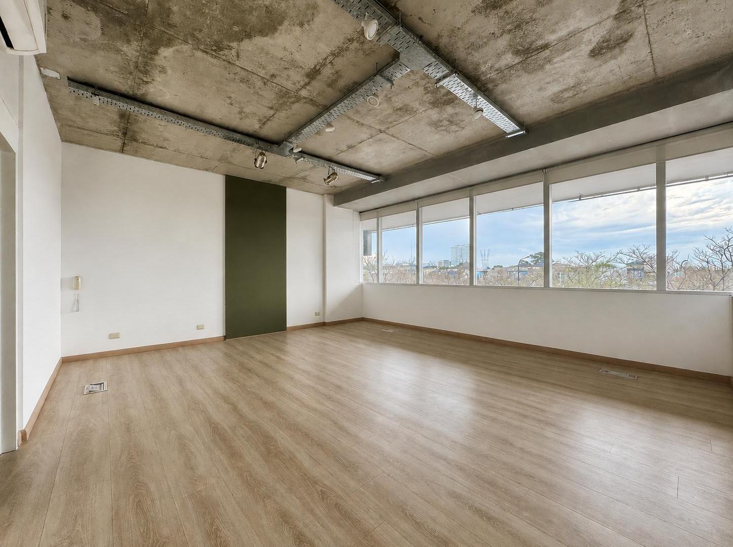 Foto de Alquiler Oficina con cochera Centro Comercial Nordelta, imagen 4
