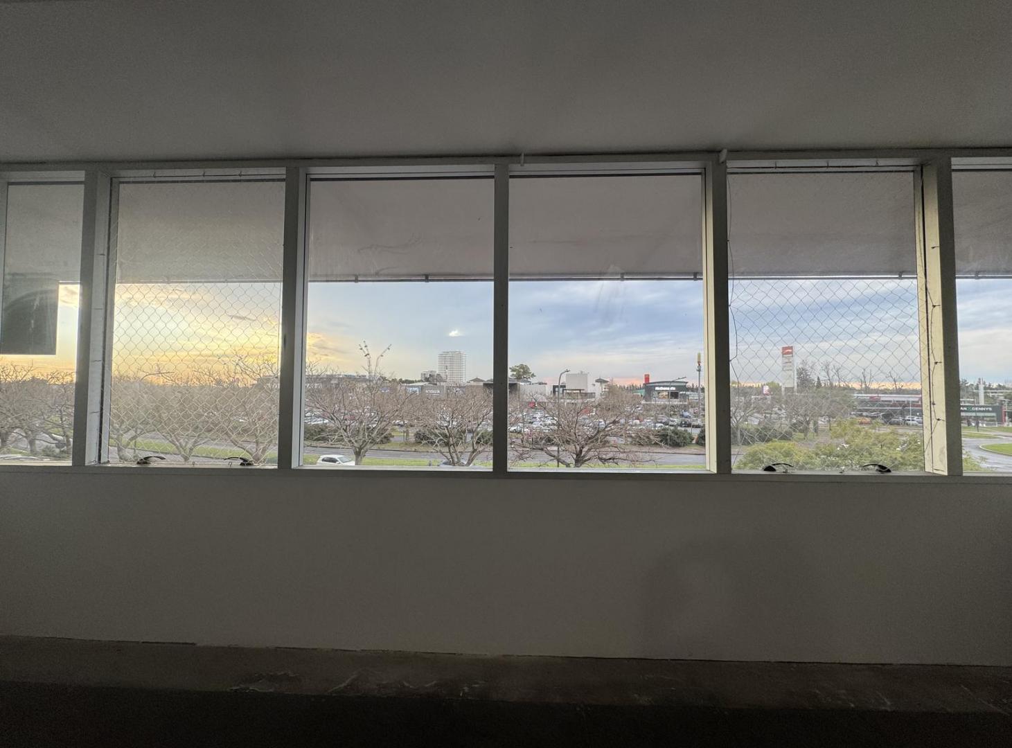 Foto de Alquiler Oficina frente al Centro Comercial Nordelta con cochera, imagen 4