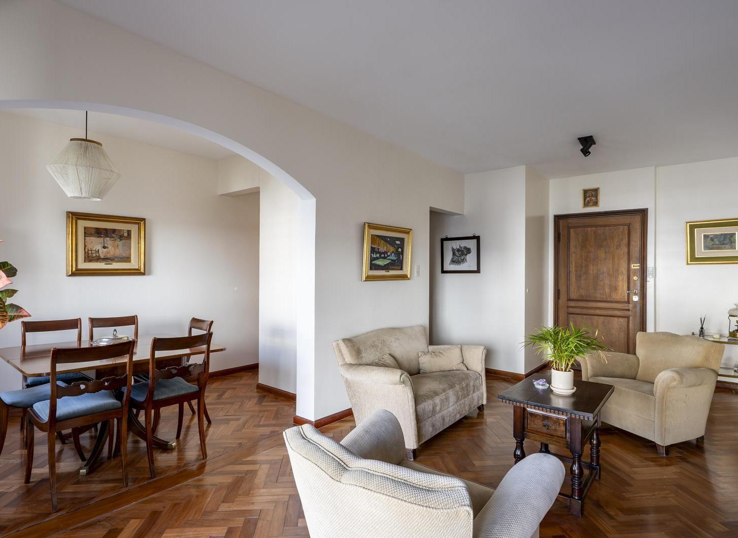 Foto de Departamento en venta en Recoleta 4 ambientes con balcón y vista, imagen 1