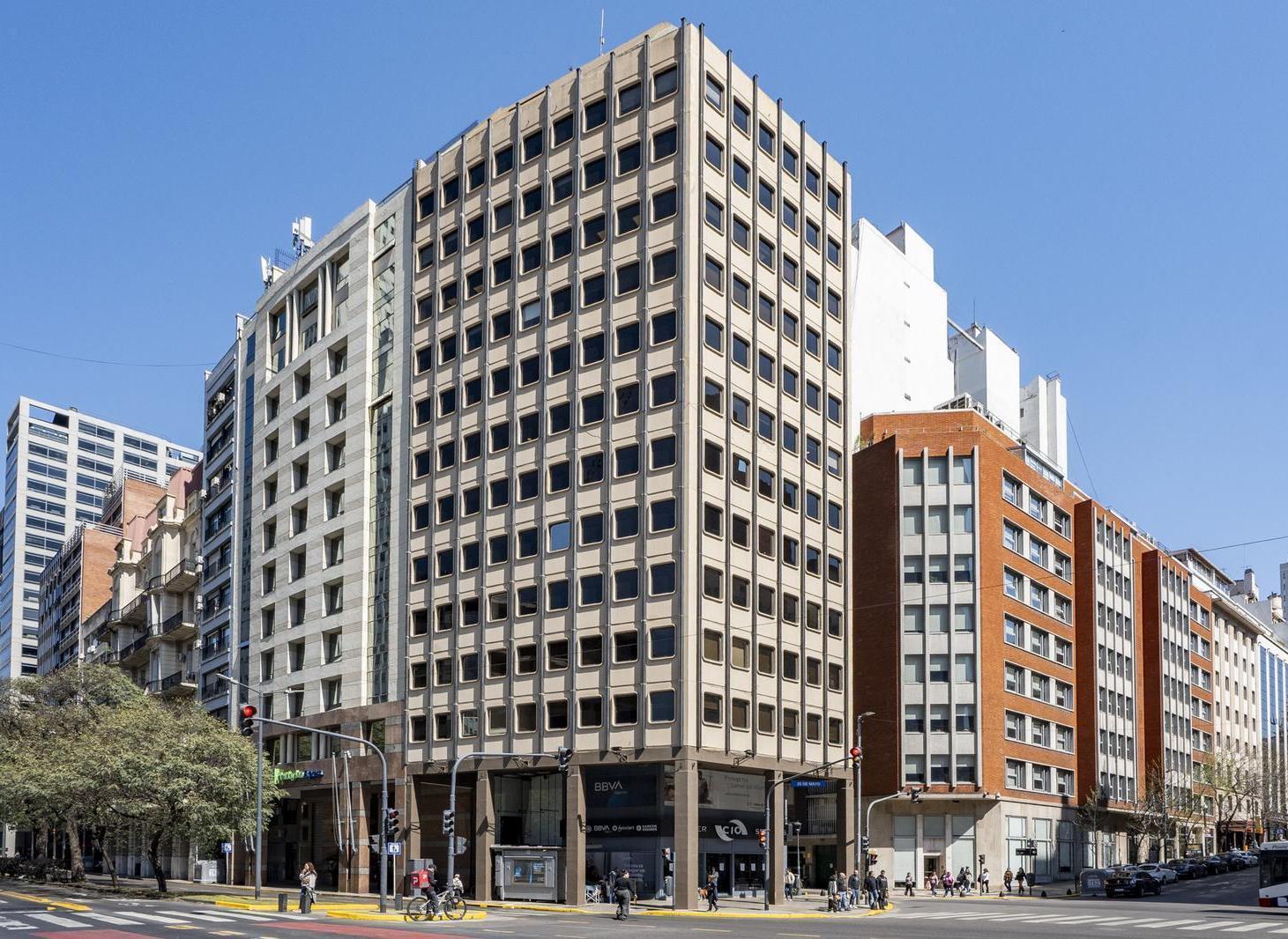 Foto de Venta Oficina 5 ambientes, 4 despachos, vista abierta y luminosa, imagen 1
