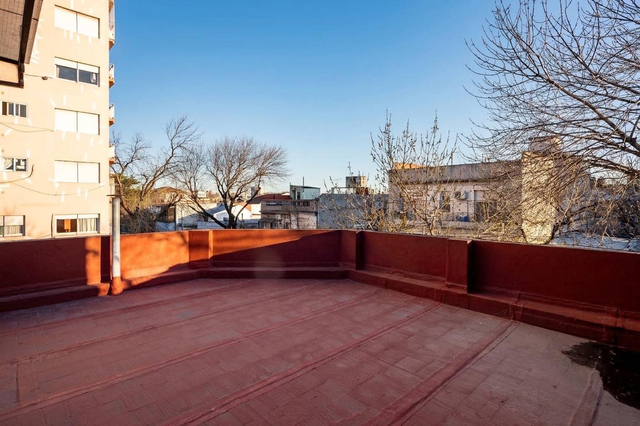 Foto de Venta PH 4 ambientes, gran terraza, 3 dormitorios, 2 baños, sin, imagen 2