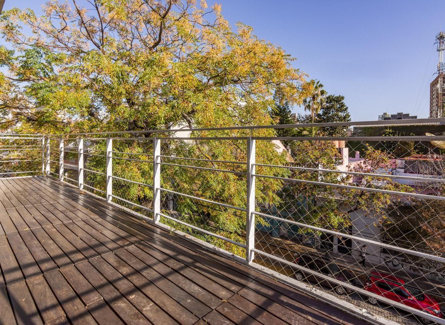 Foto de Amplio Tríplex tipo casa en alquiler, 3 dormitorios, terraza y cochera, imagen 1