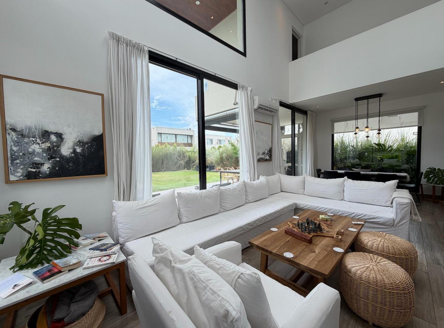 Foto de Casa en Venta 5 ambientes Los Castaños Nordelta, imagen 2