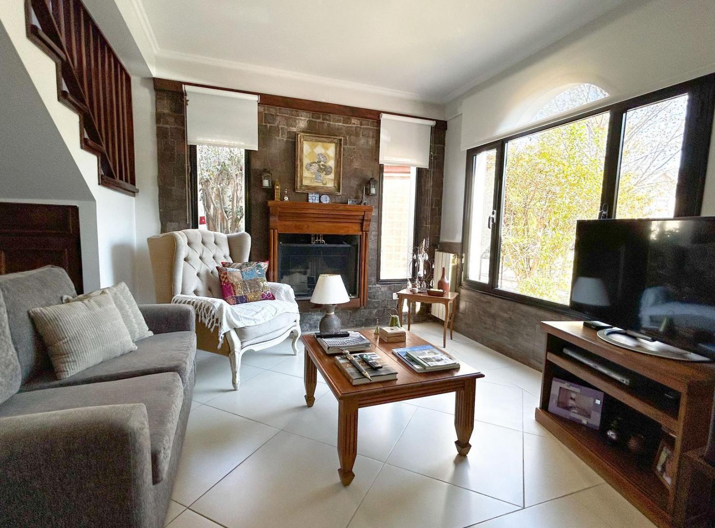 Foto de Casa en venta, 5 ambientes, jardín y pileta, en Rincón de la Costa, imagen 4