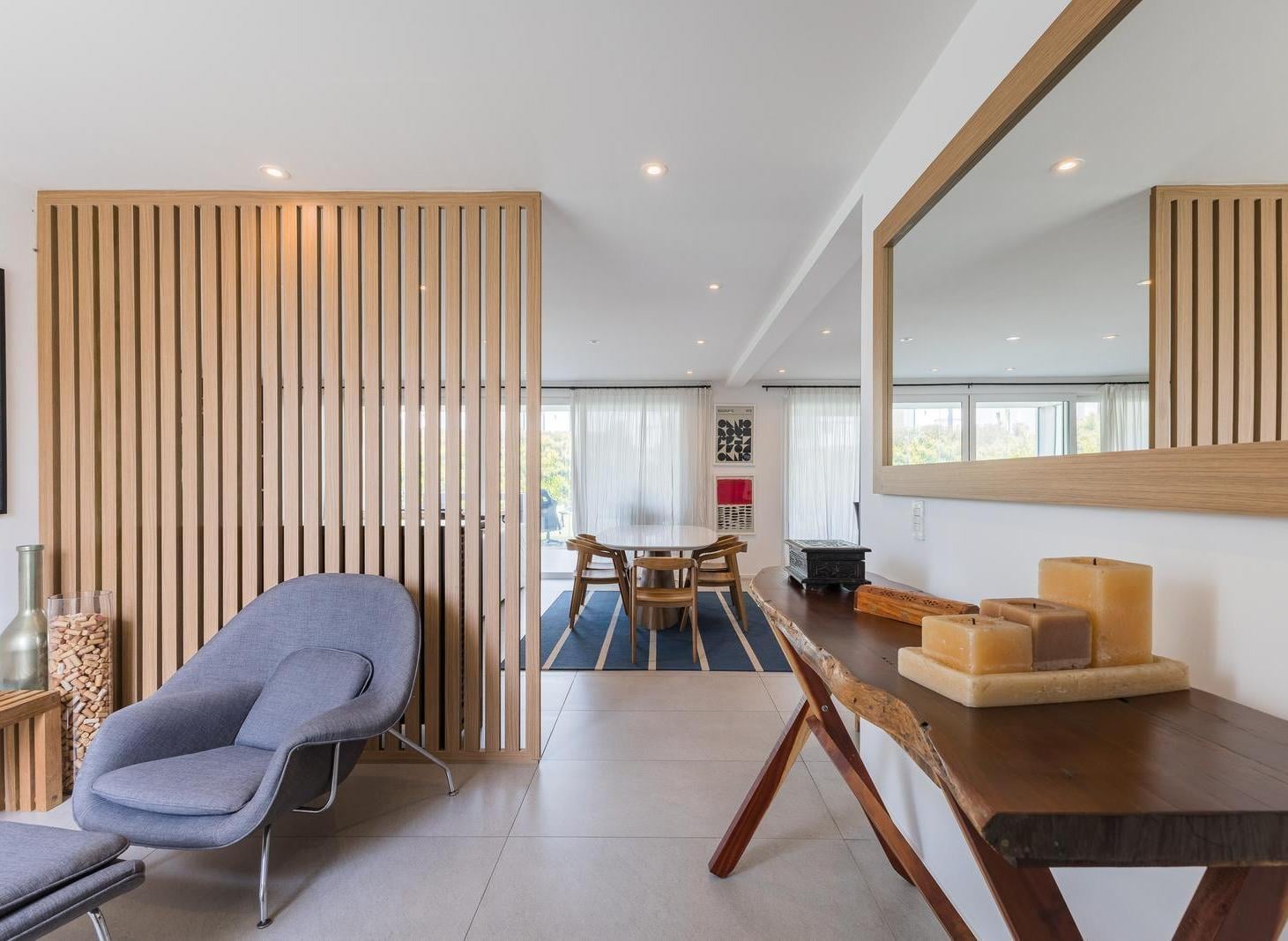 Foto de Venta de casa estilo moderno 4 dormitorios en dos plantas, jardín y, imagen 2