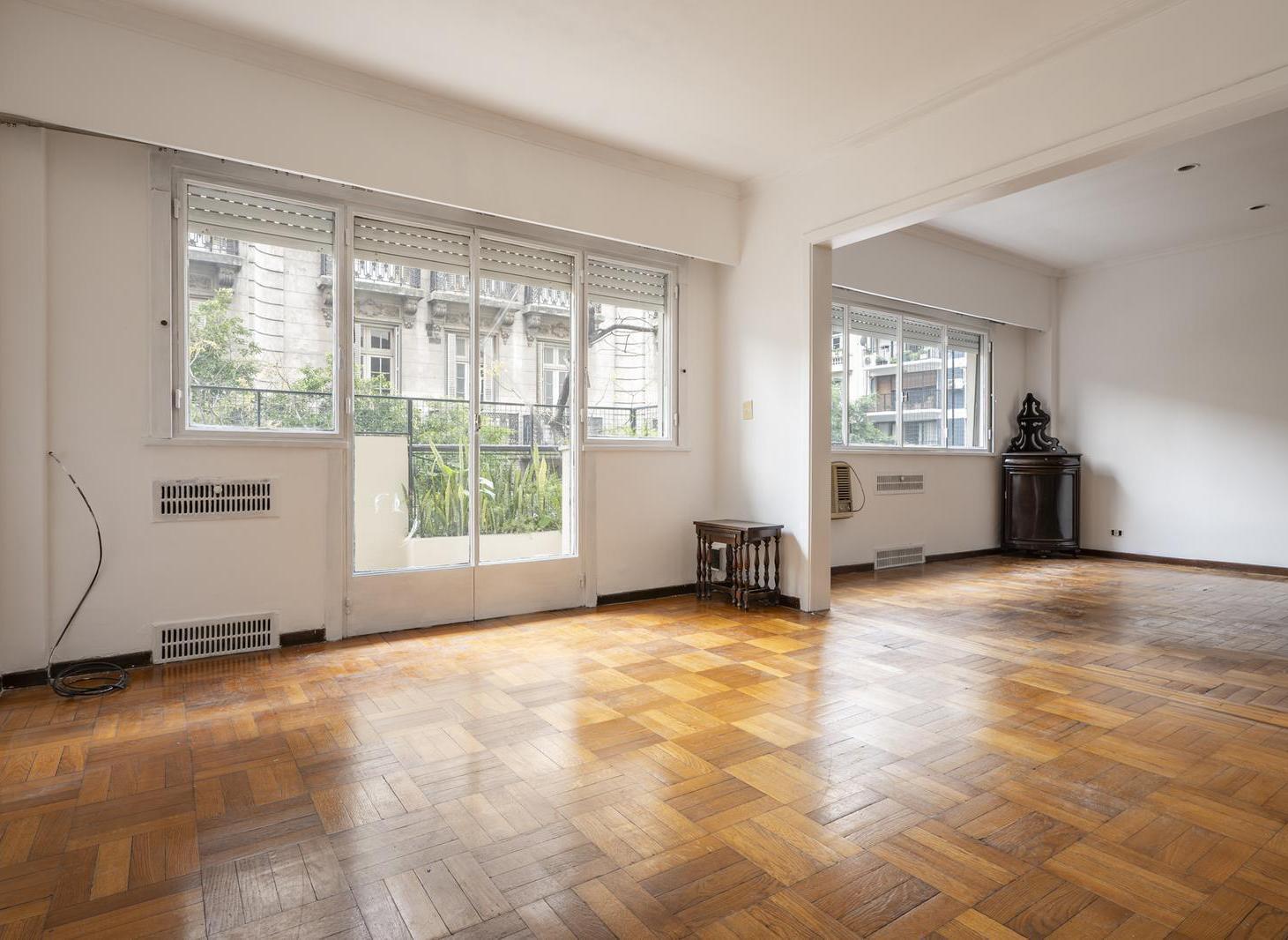 Foto de Venta Departamento 4 ambientes al frente con balcón y cochera cubierta, imagen 5