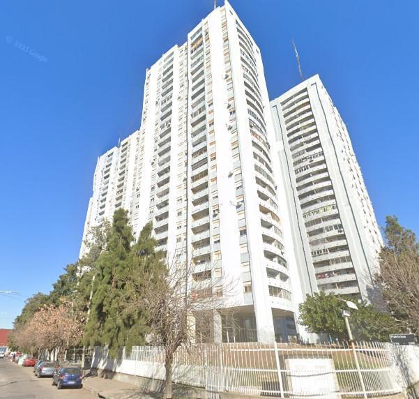 Foto de Venta Departamento de 3 ambientes, 2 dormitorios, piso alto en, imagen 2