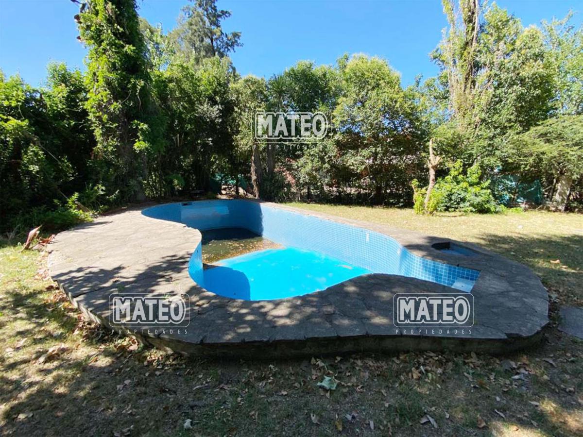 QUINTA SOBRE 5 LOTES
