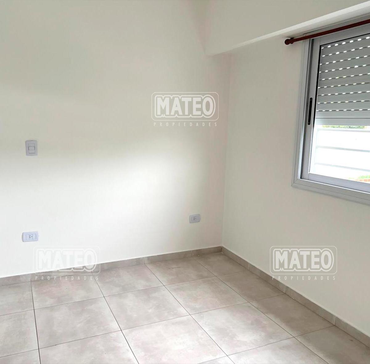 AMPLIO DUPLEX CON PARQUE