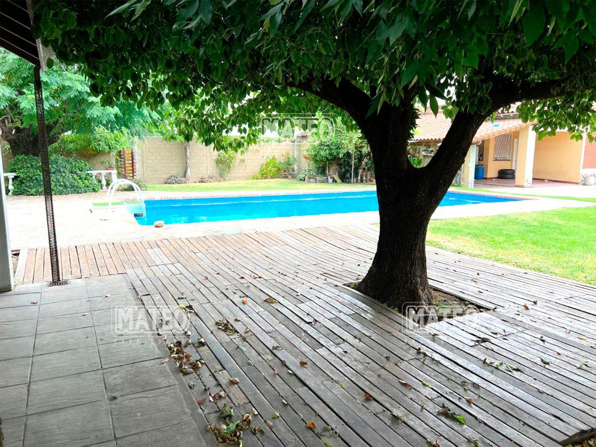 Foto de CHALET DE EXCELENTE ESTRUCTURA CONSTRUCTIVA, imagen 4