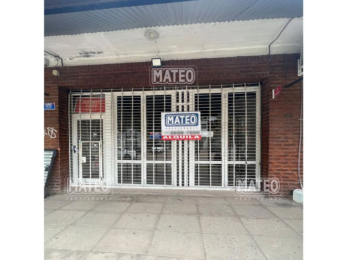 LOCAL COMERCIAL SOBRE CALLE GORRITI 2