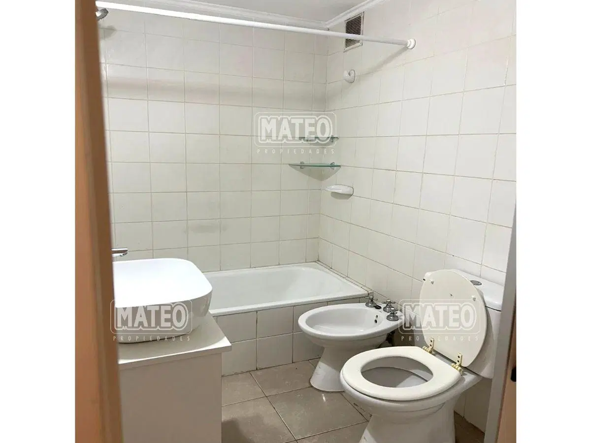 Dpto 2 ambientes en alquiler - Condominio Hogar Obrero 4