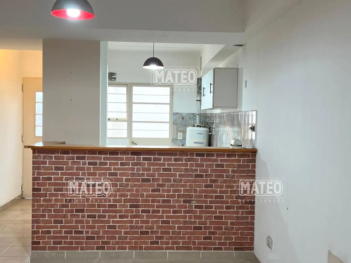 Dpto 2 ambientes en alquiler - Condominio Hogar Obrero 3