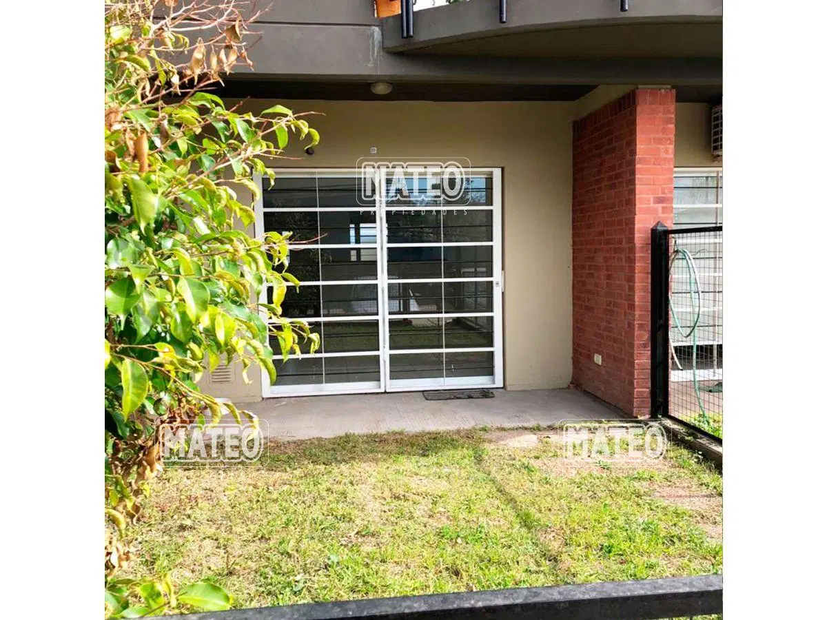 Condominio EL HOGAR OBRERO - Dos ambientes, jardín y cochera. 5