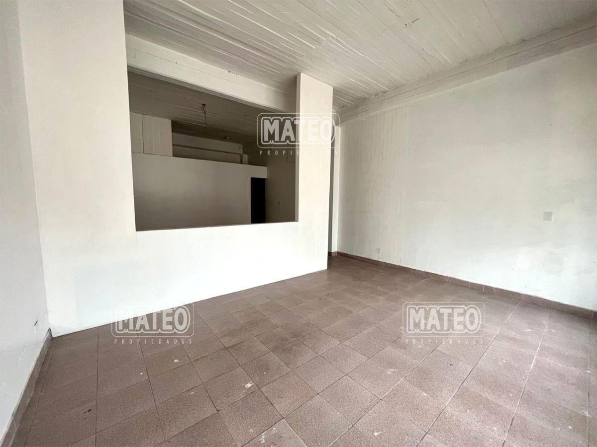 Foto de LOCAL COMERCIAL SOBRE CALLE GORRITI, imagen 2