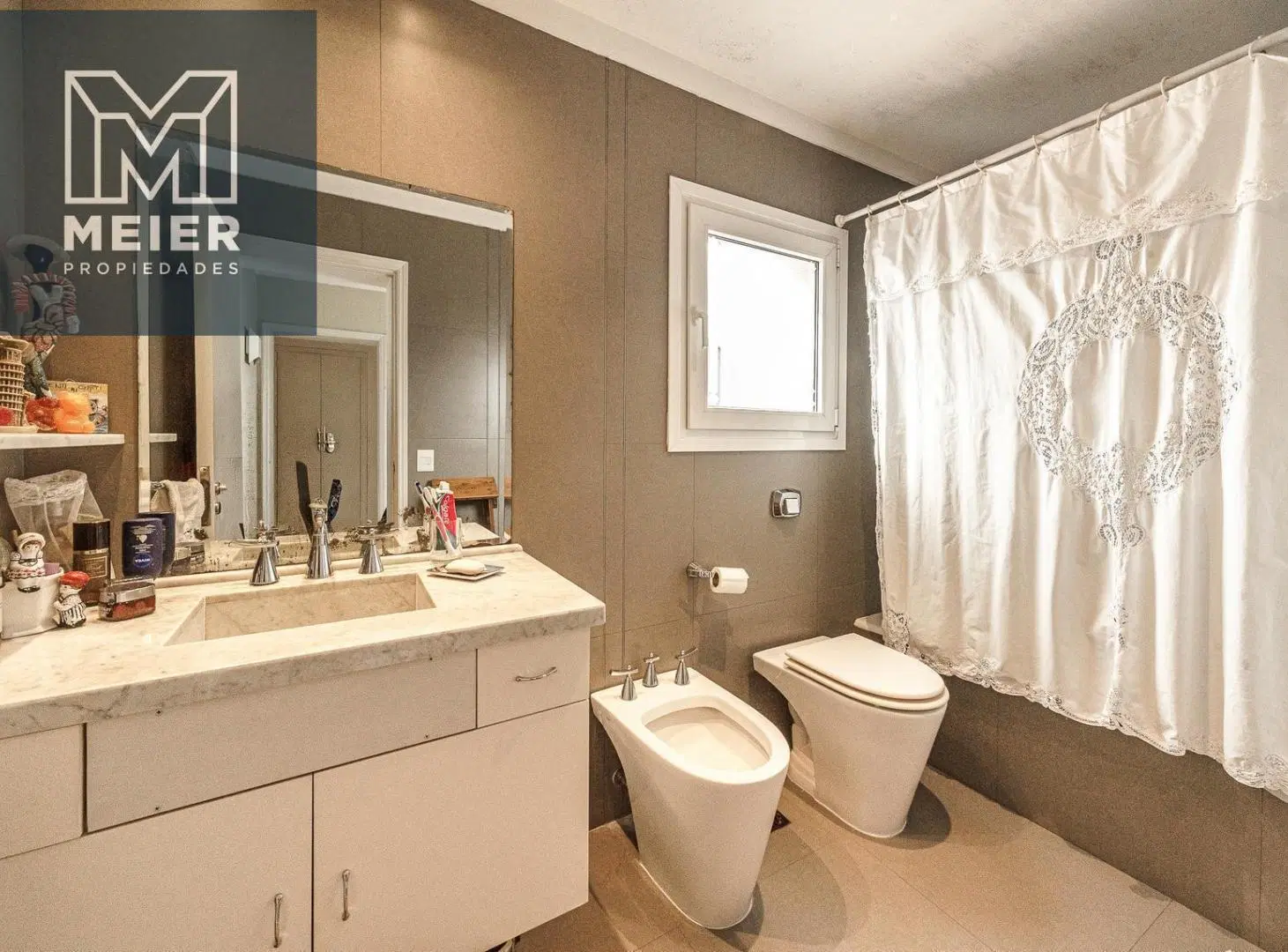 Excelente casa en venta 2 plantas Martínez residencial 3