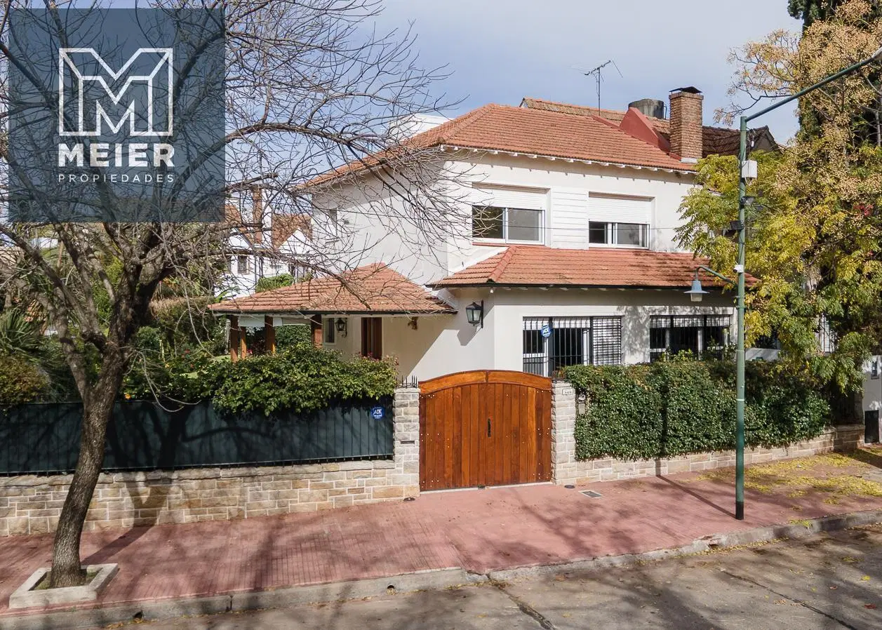 Excelente casa en venta 2 plantas Martínez residencial 2