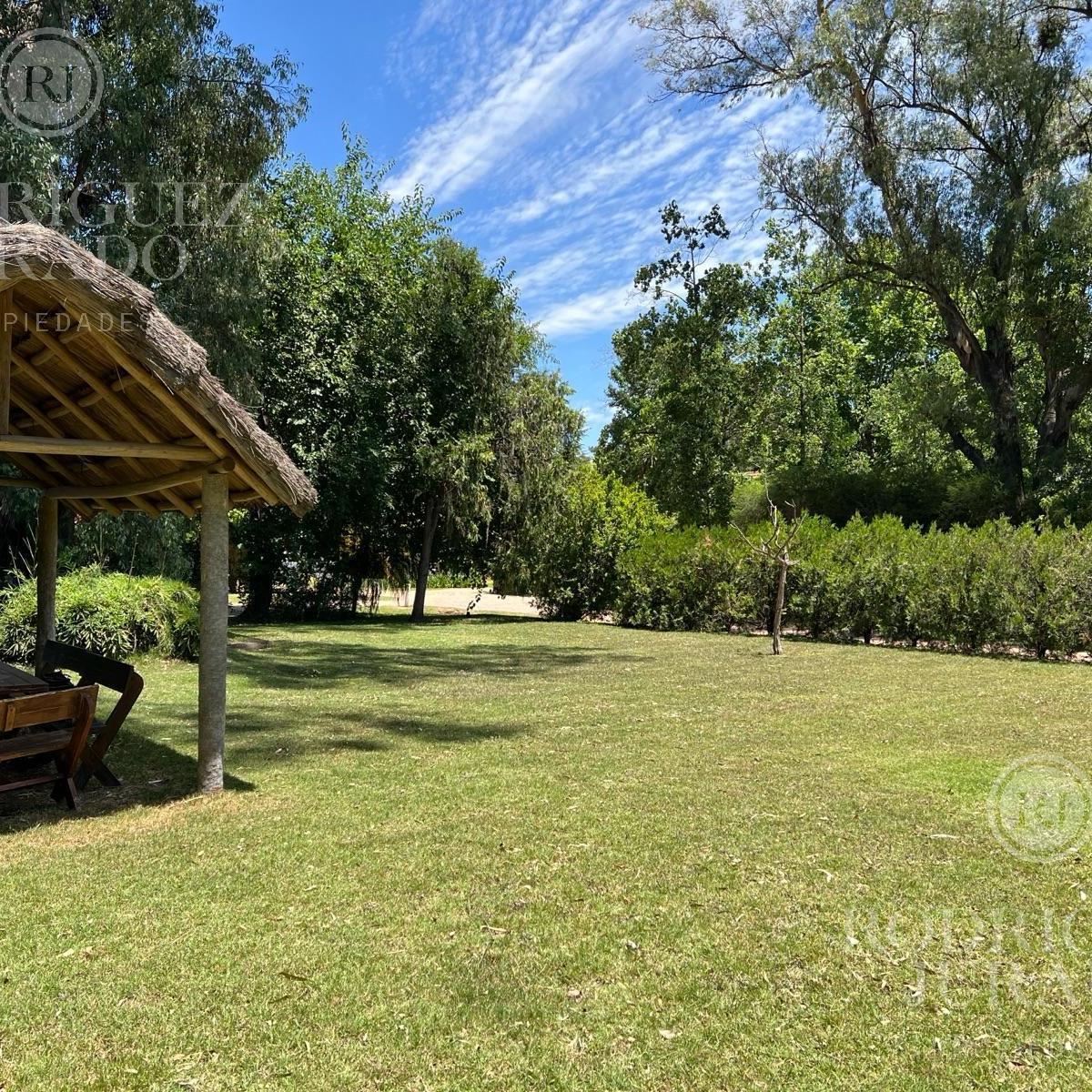 Rincon de Maschwitz - Country Super Completo con Todos Los Servicios 2