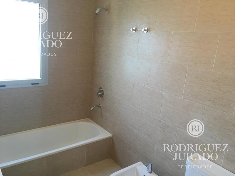Foto de Casa de excelente CALIDAD en la mejor zona del barrio San Matias!, imagen 2