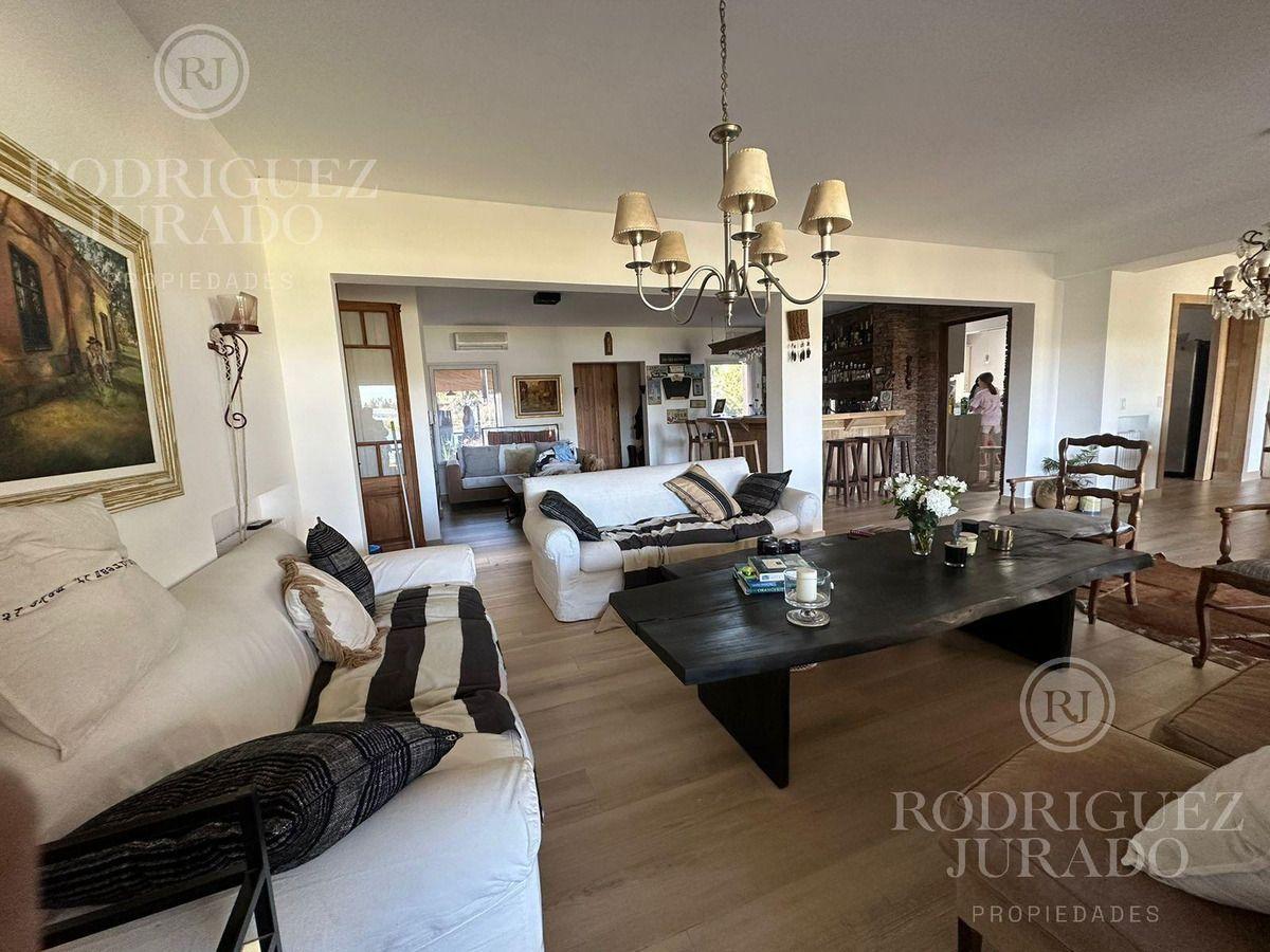 Foto de Excelente Casa En Alquiler Al Rio En Santa Catalina, imagen 3
