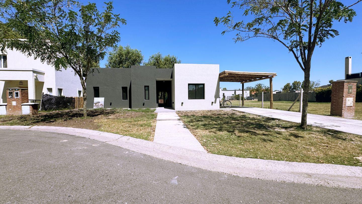 Casa 5 ambientes. | Santa Emilia - Pilar
