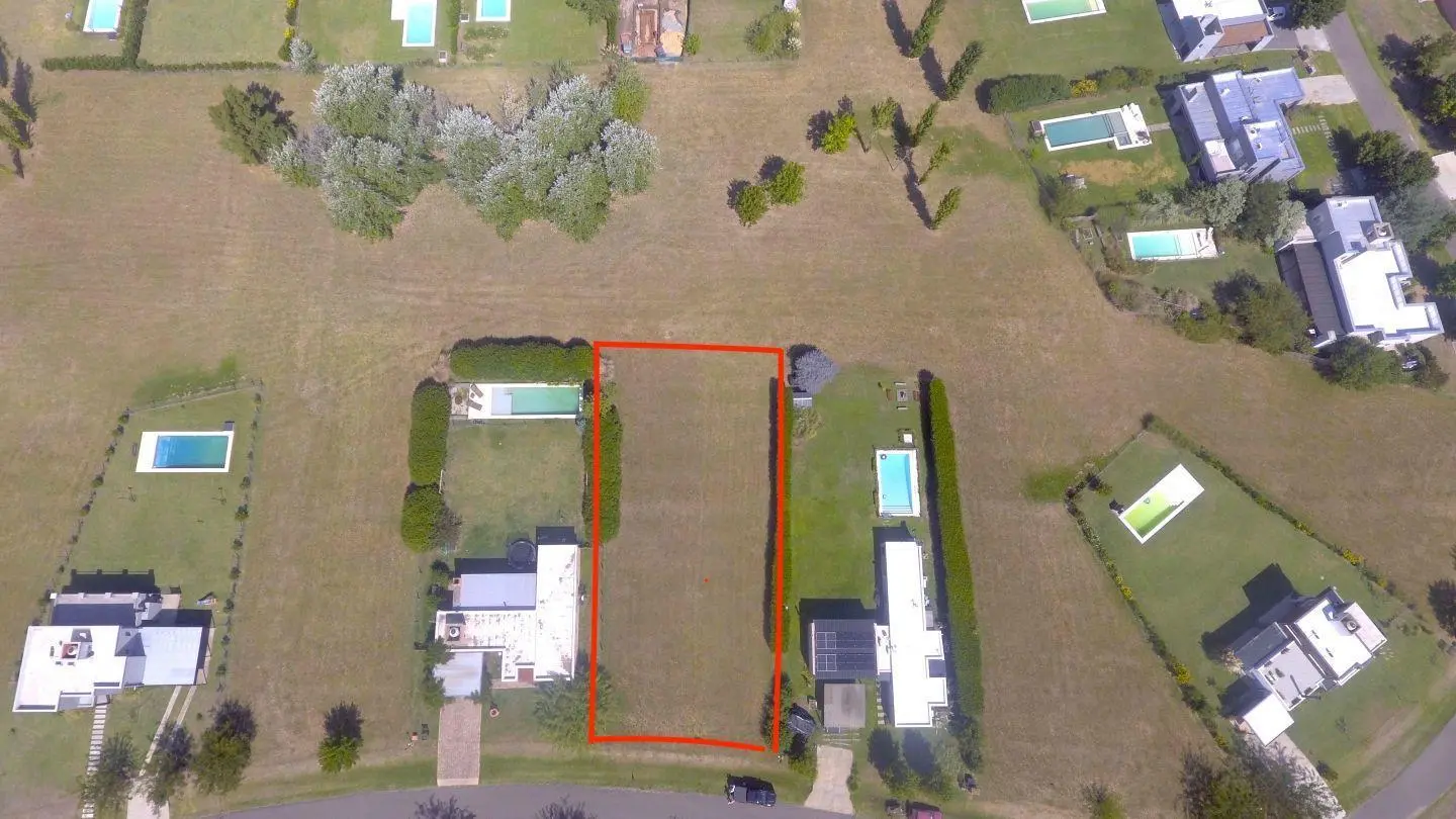 Lote en venta Palenques Manzanares con fondo libre 3