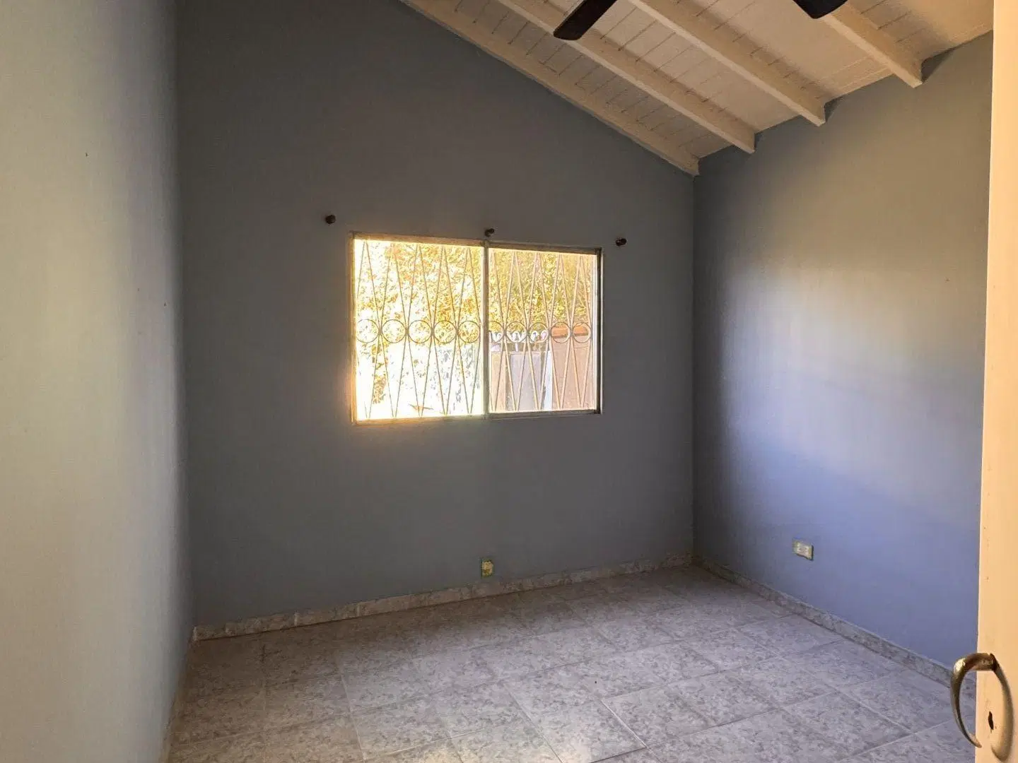 Casa en Garin apto credito 5