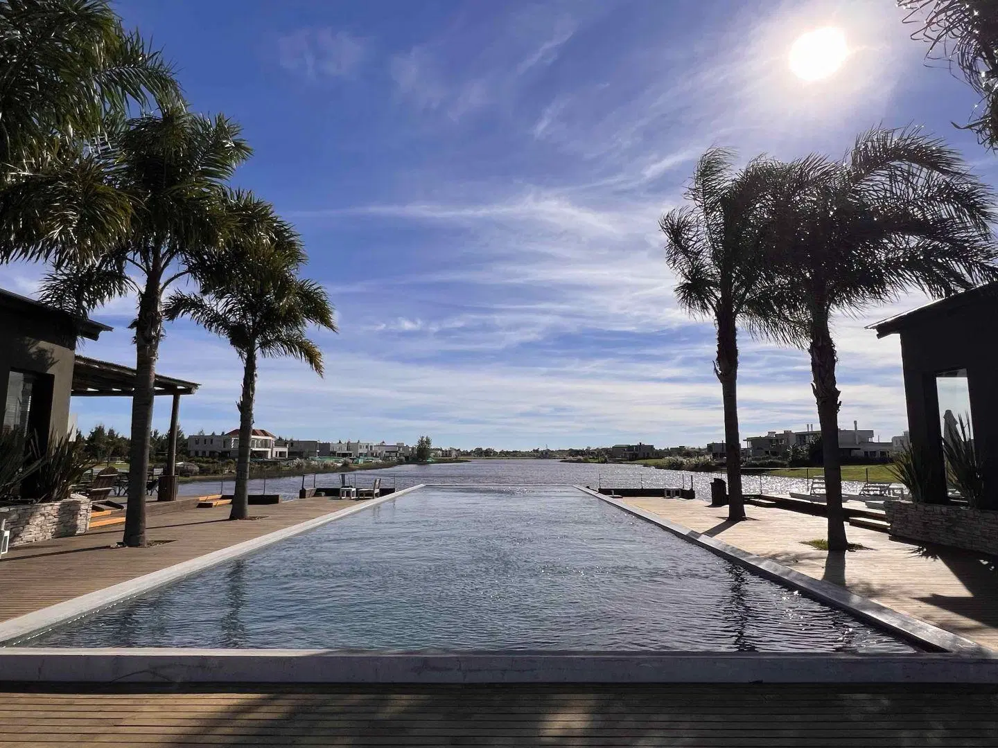 Lote en venta Naudir Escobar sin vecino al fondo 4