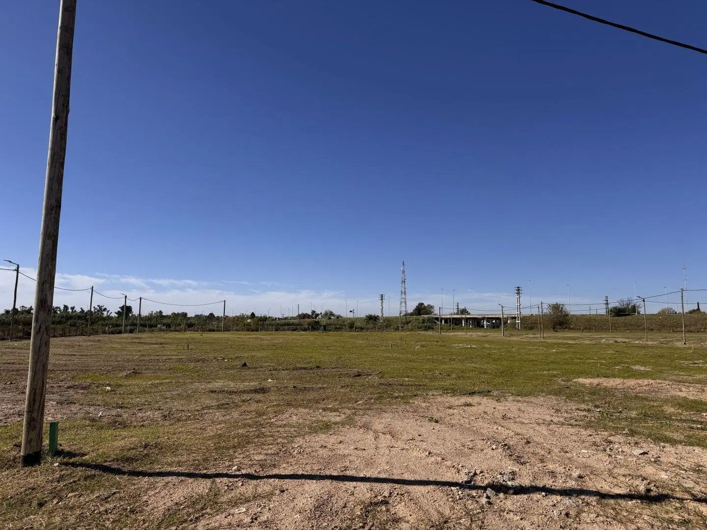 Lote en esquina Los Cardales 2