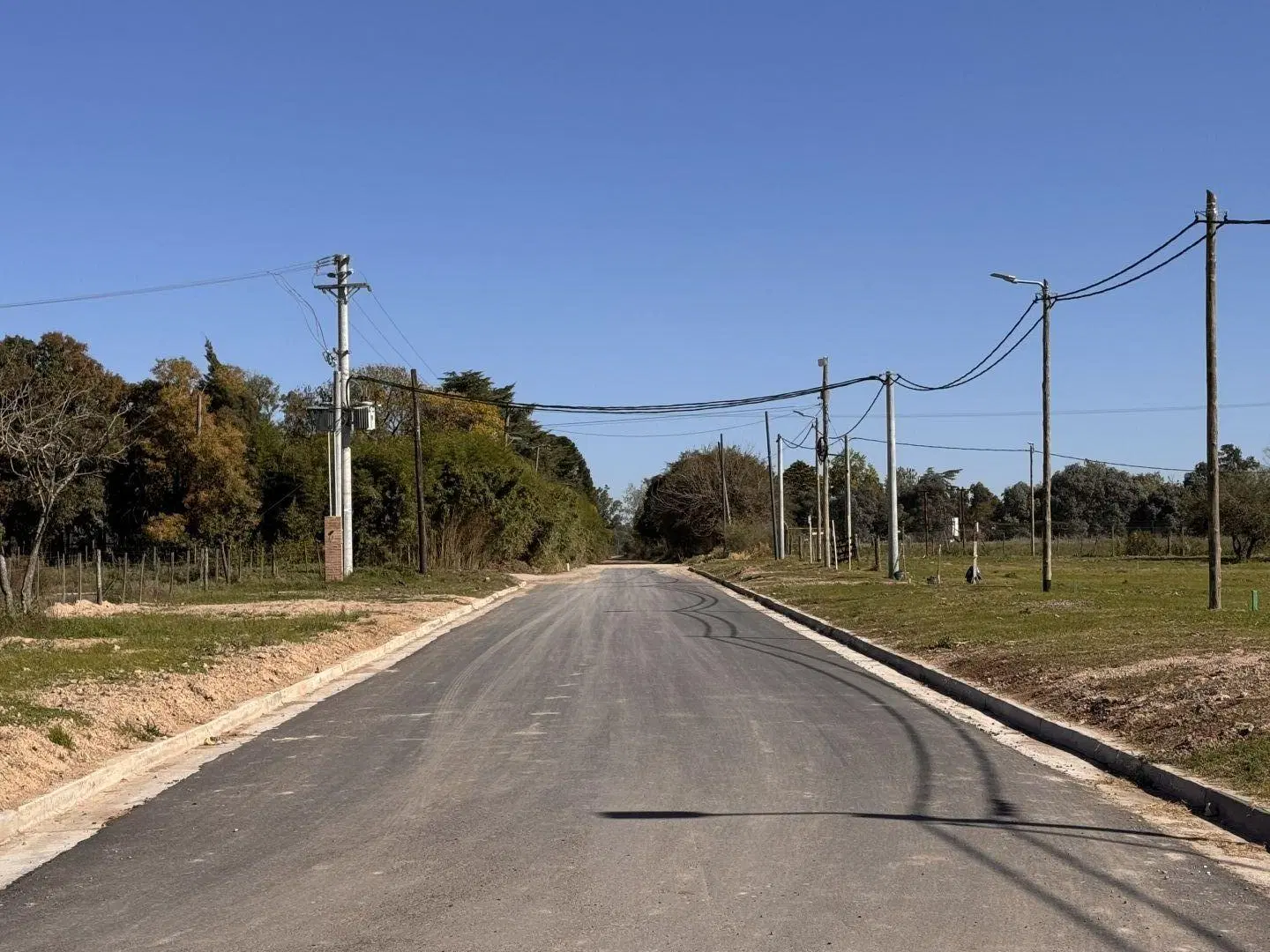 Lote en esquina Los Cardales 1