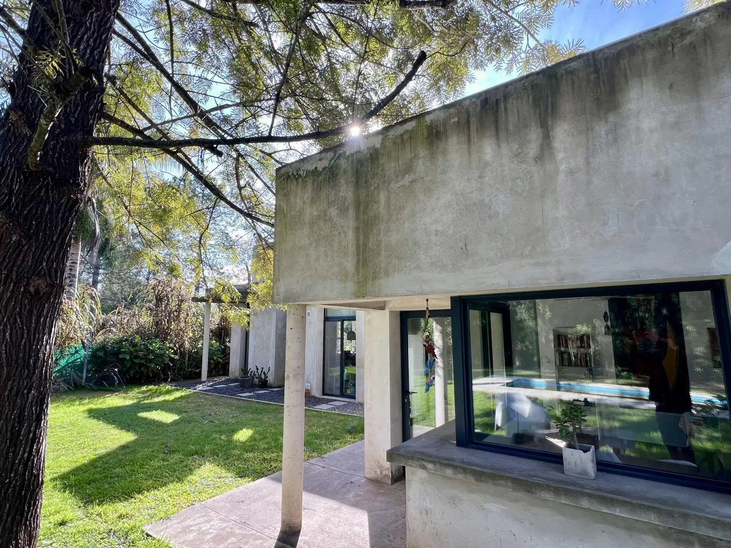 Casa de diseño ubicada en La Bota Ingeniero Maschwitz 3