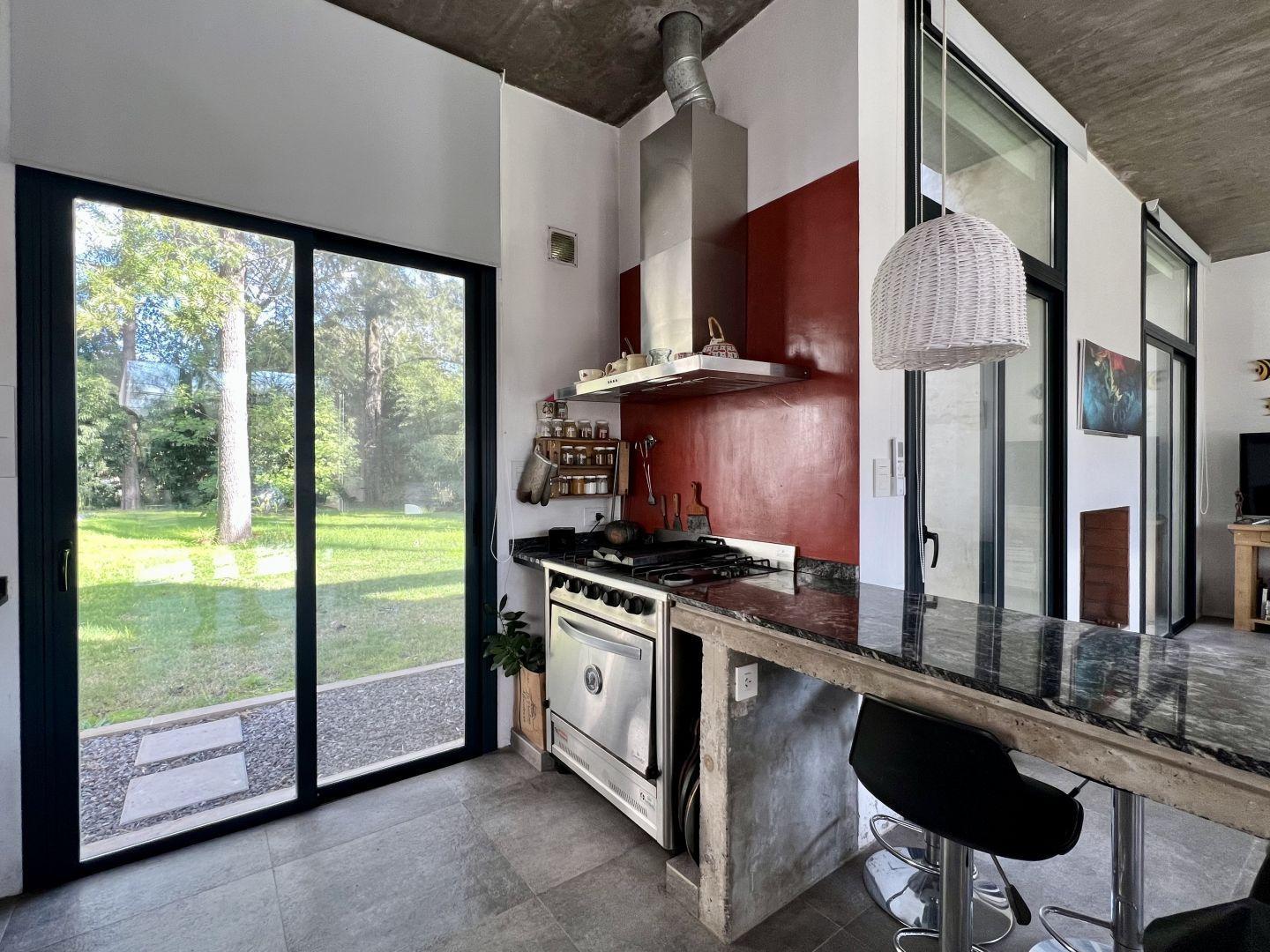 Casa de diseño ubicada en La Bota Ingeniero Maschwitz