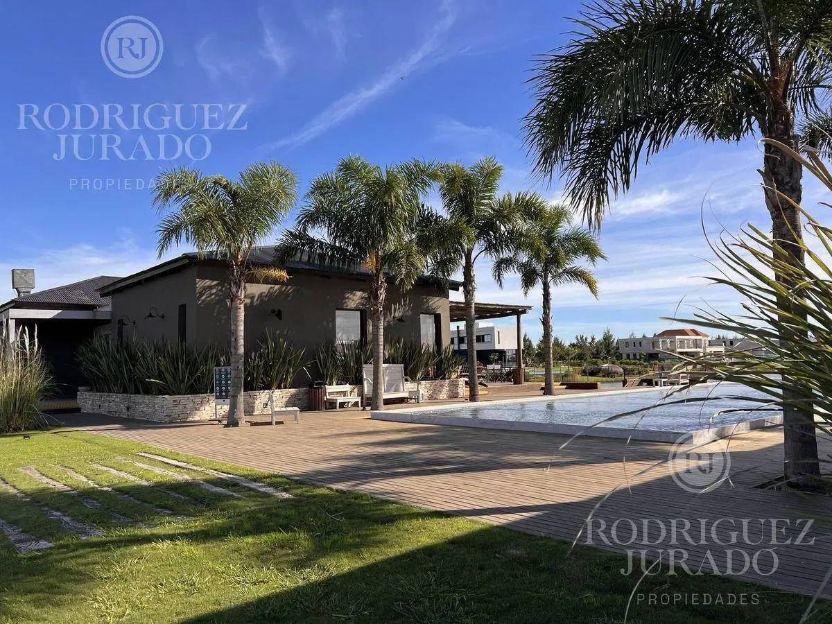 Lote al rio El Naudir Aguas privadas 2