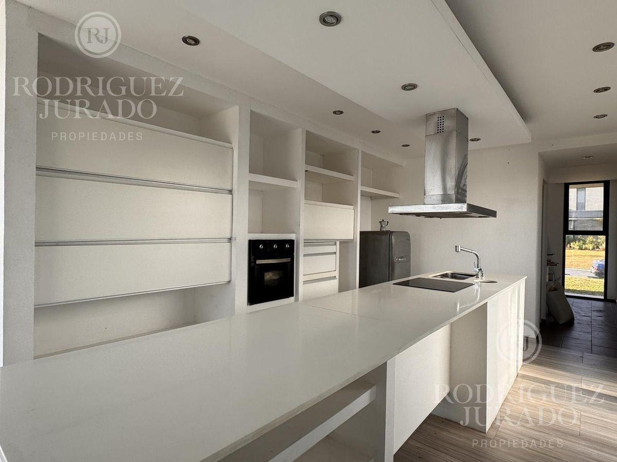 Foto de Casa En alquiler anual a La Laguna Acacias - Puertos, imagen 5