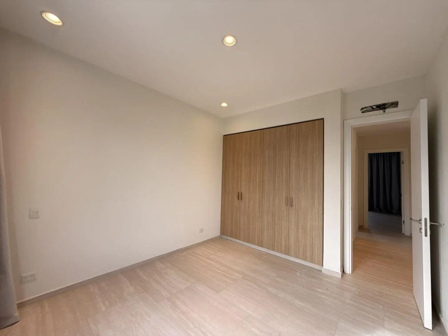 En venta - casa de diseño Carpinchos a estrenar - 4 dormitorios 5