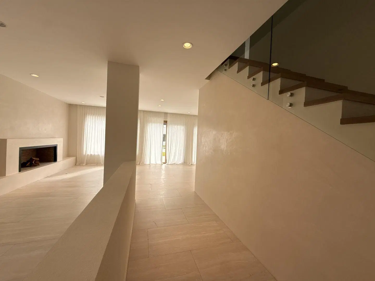 En venta - casa de diseño Carpinchos a estrenar - 4 dormitorios 4