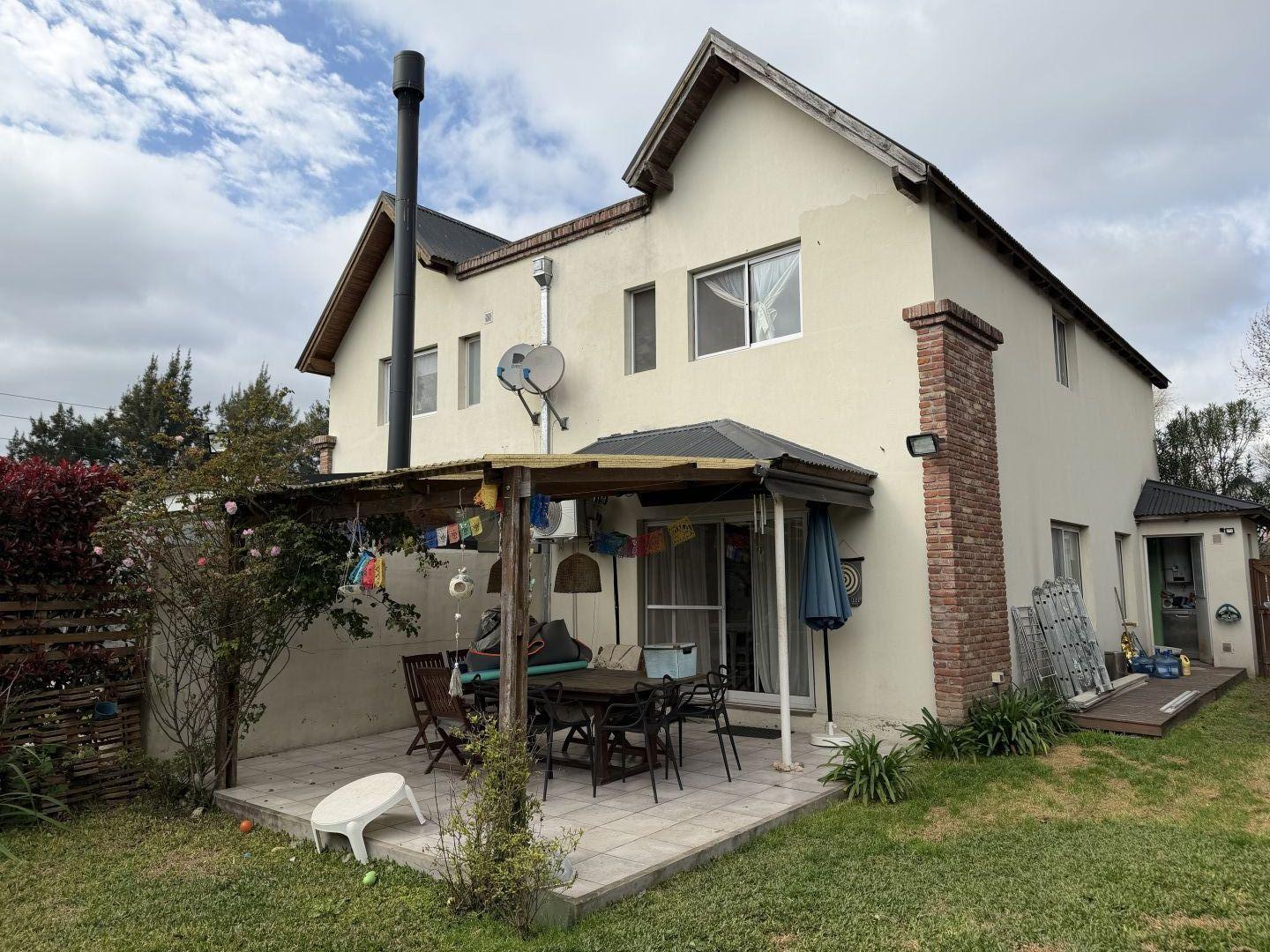 Foto de Casa de 3 dormitorios en venta bajas expensas apto credito hipotecario, imagen 4