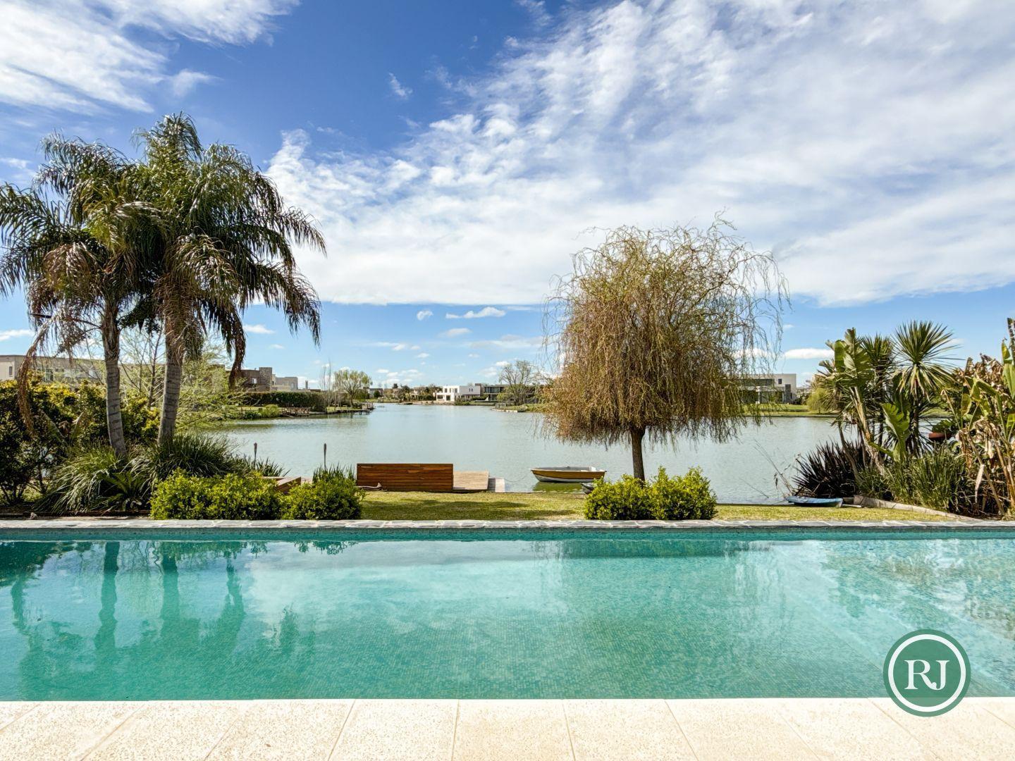 Foto de Casa en venta a la laguna EL CANTON Imperdible!, imagen 5