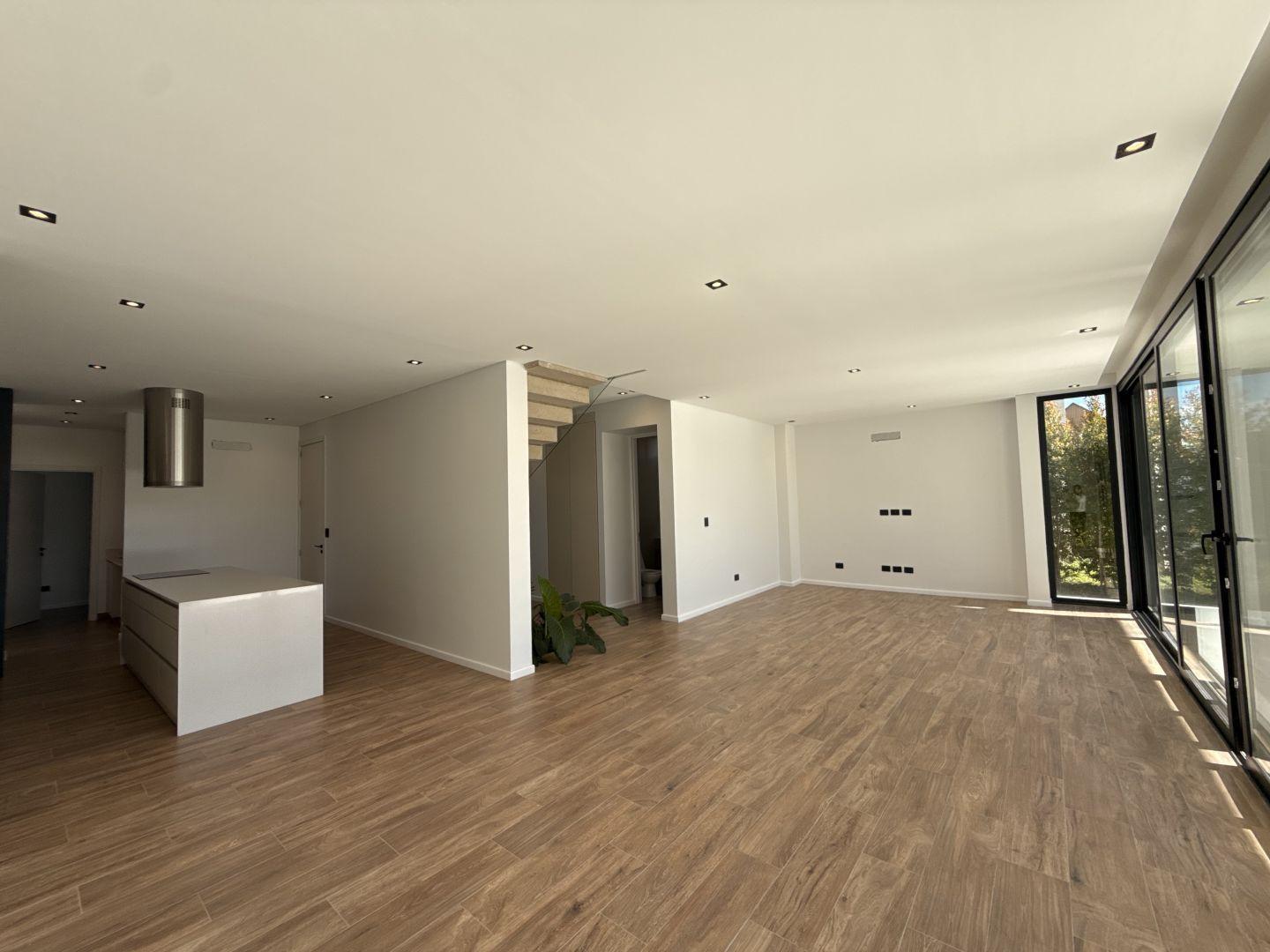 Foto de Casa a estrenar en venta - 3 dormitorios - Castaños, imagen 5