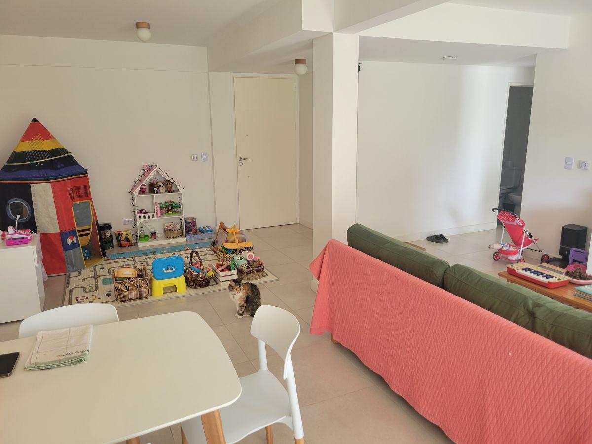 Foto de depto con jardin de 2 o 3 dormitorios, imagen 1