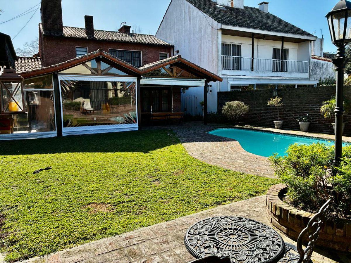 Foto de CASA EN VENTA DE 500 MTS DE LOTE EN ACASSUSO, imagen 3